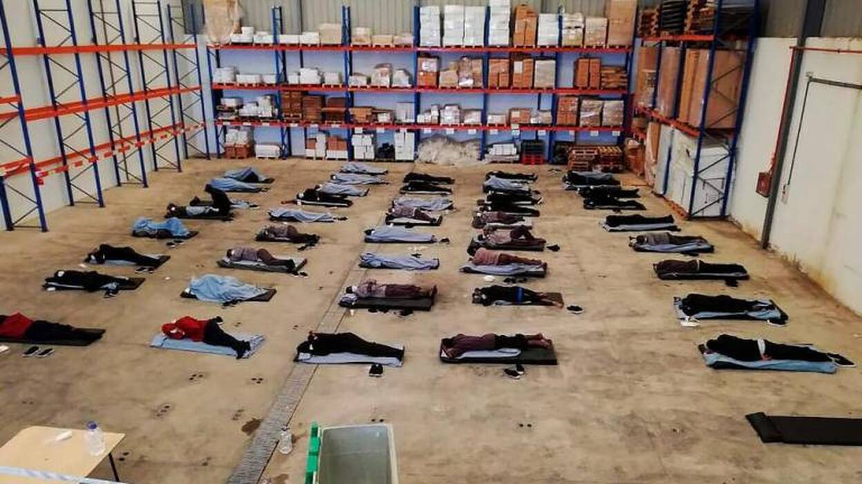 Canarias admite que la respuesta a los migrantes es «inadecuada»