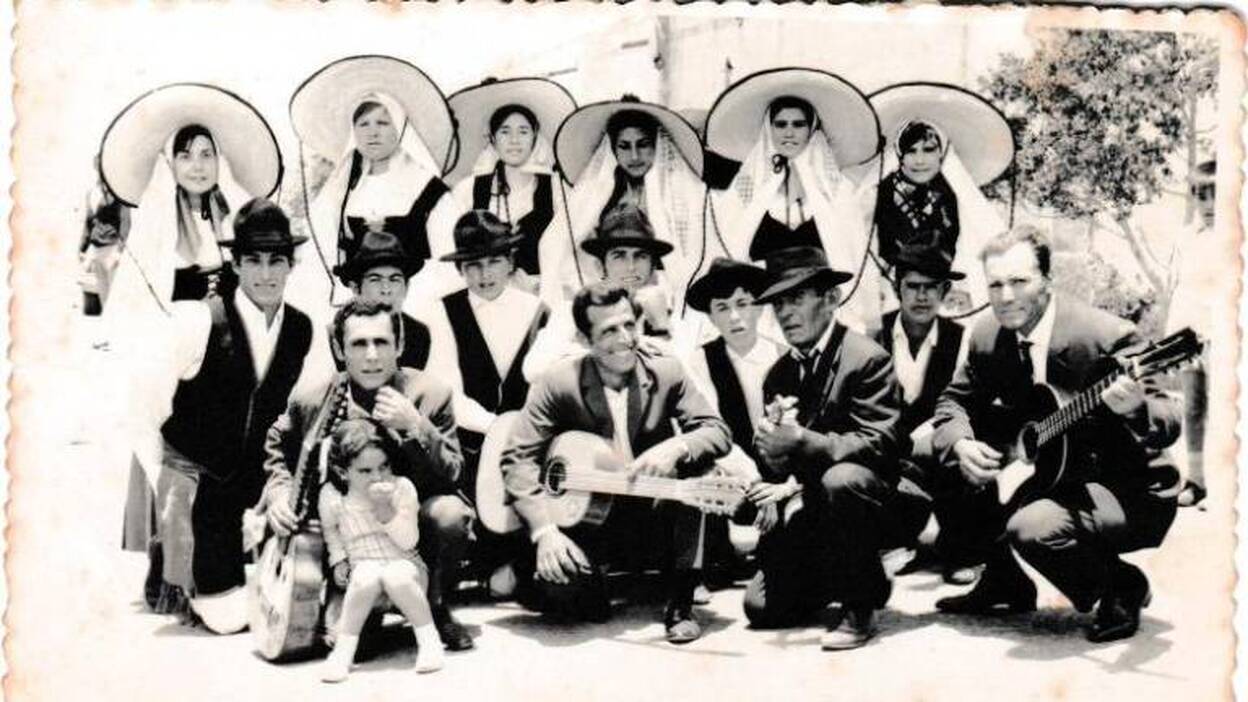 Agrupación Folclórica de La Oliva. 50 años intensos