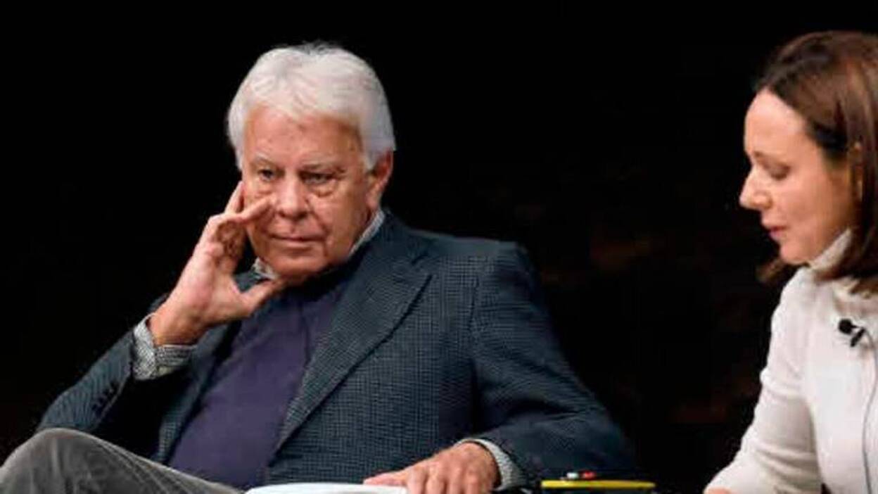 Felipe González: «El Gobierno de coalición parece a veces el camarote de los hermanos Marx»