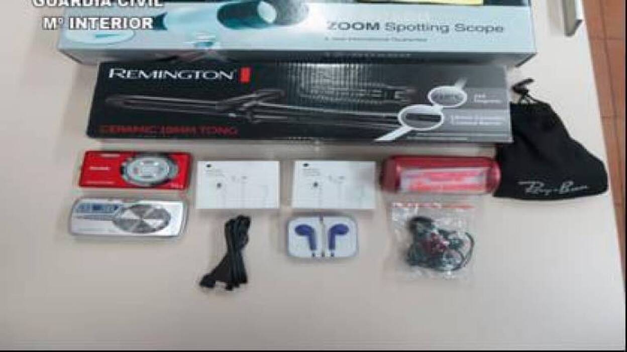 Detenidos por robar en Puerto del Carmen