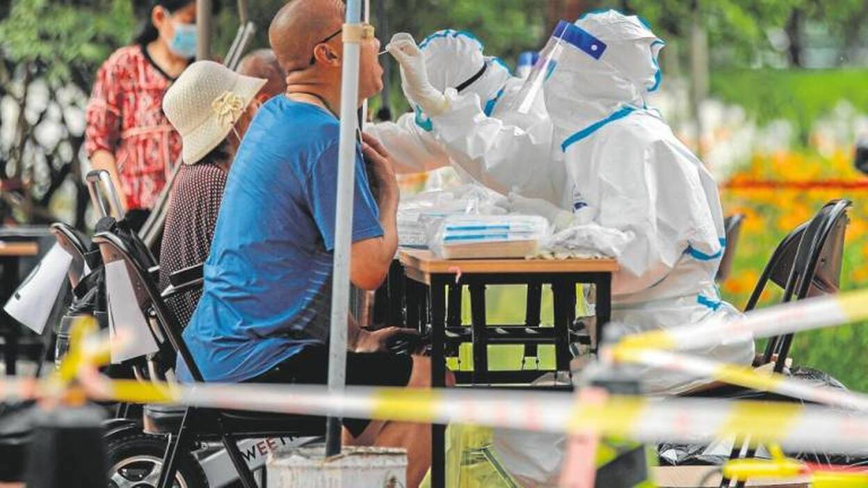 Pekín da por controlado el peligroso brote