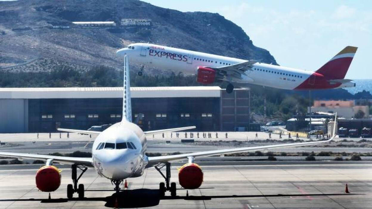 El Gobierno ultima un plan de ayudas para las compañías aéreas