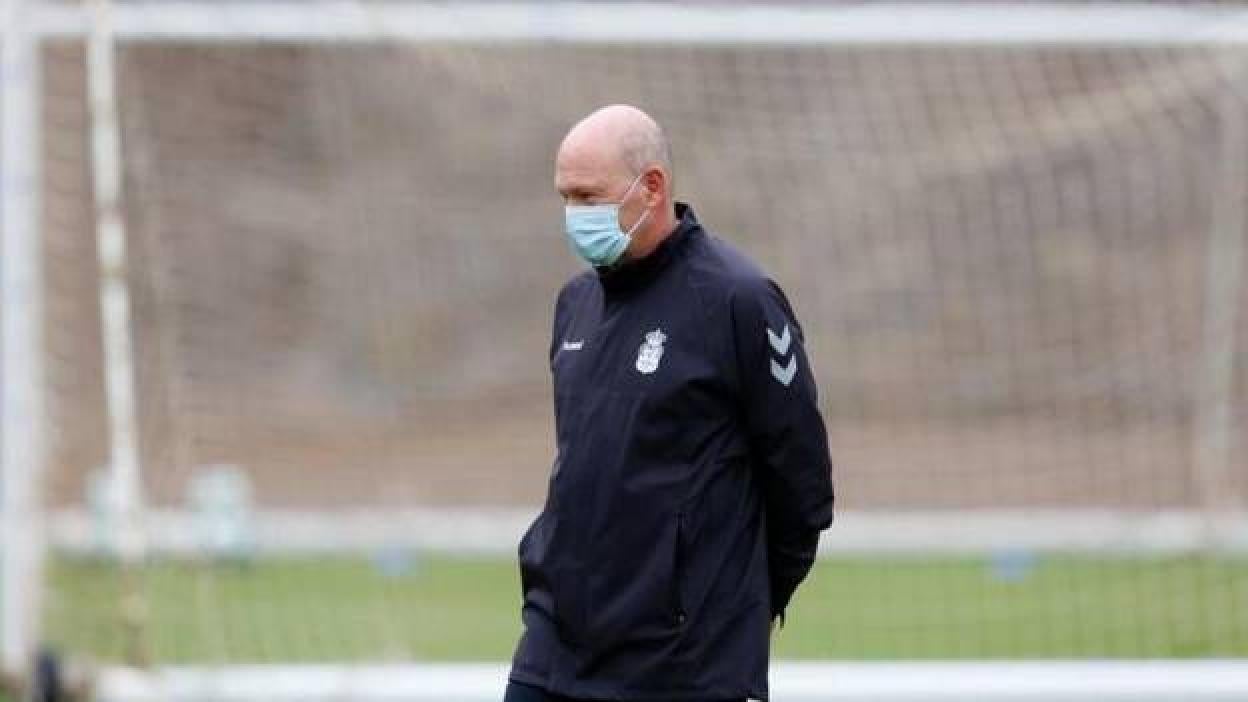 UD y Granca, dos tiros al pie