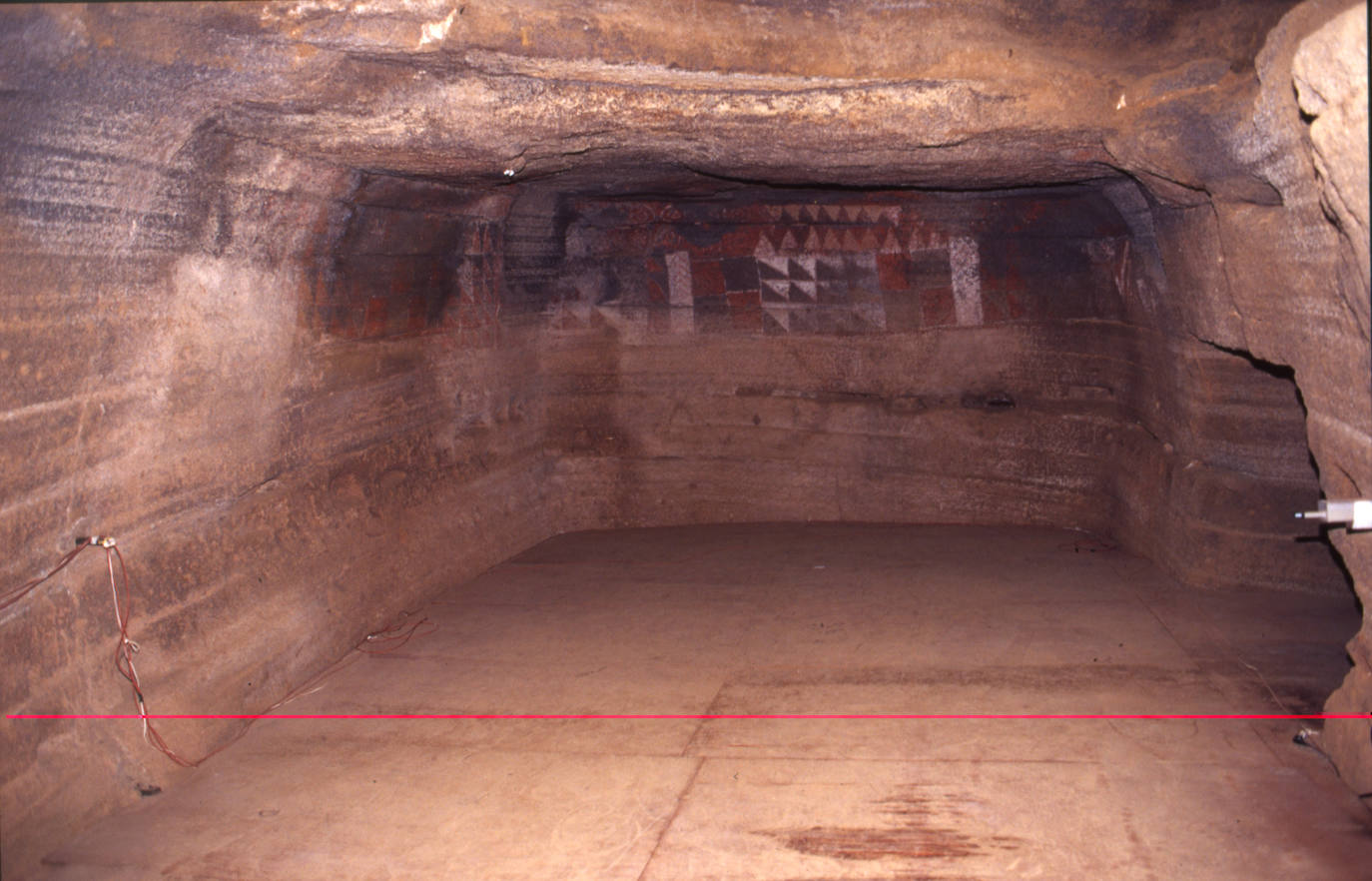 El interior de la Cueva Pintada