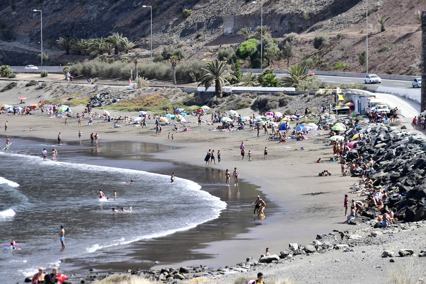 La playa ha sido el lugar preferido para combatir el calor. 