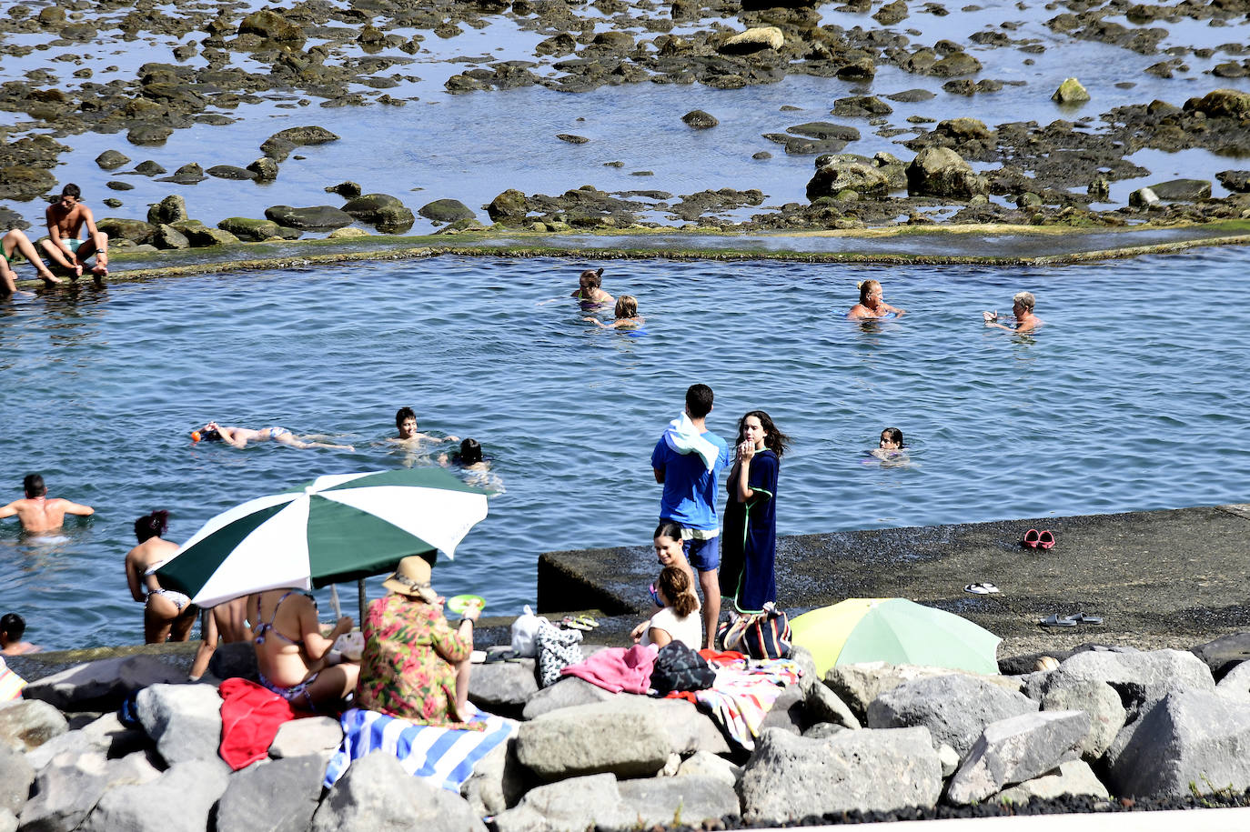 La playa ha sido el lugar preferido para combatir el calor. 