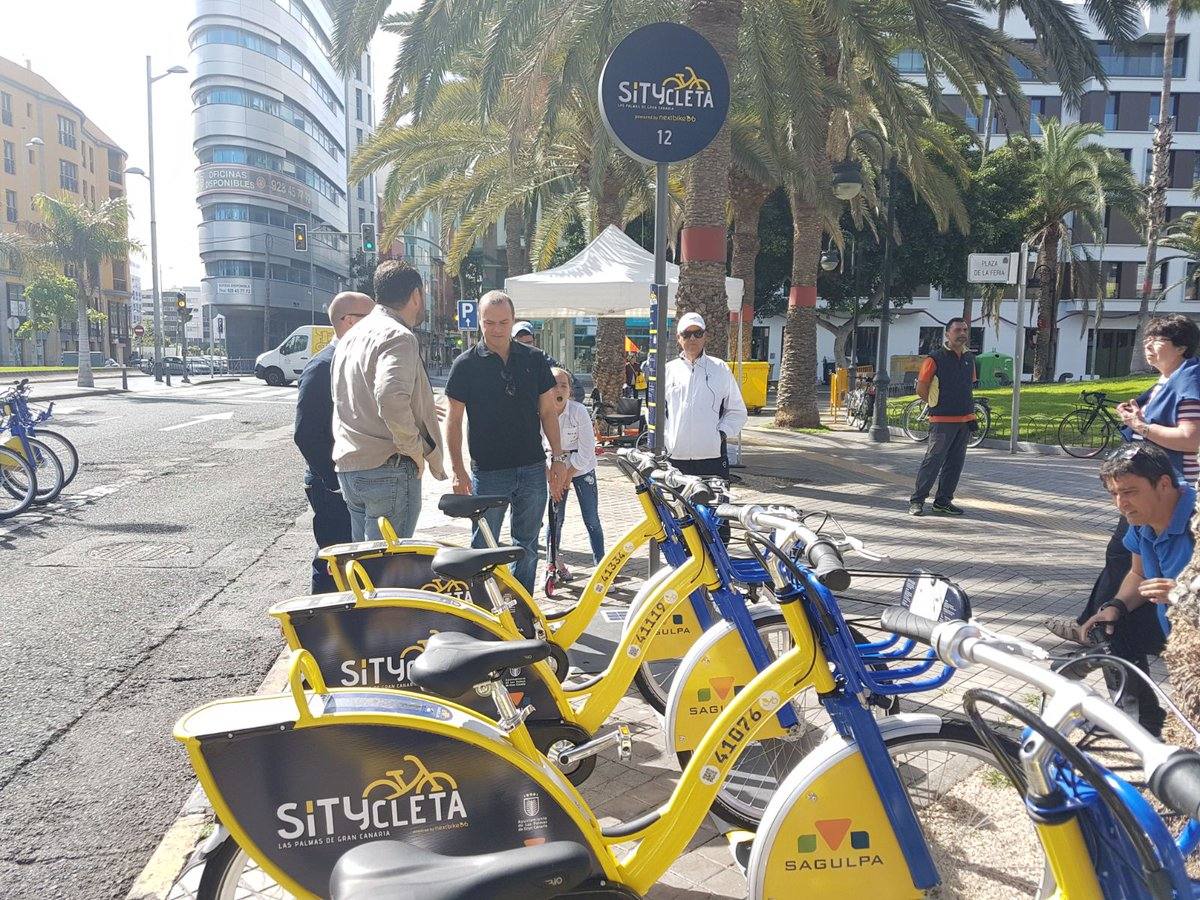 Imagen de archivo de Augusto Hidalgo con las citycletas. 