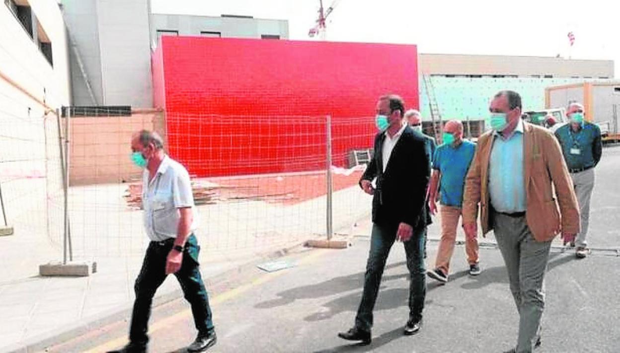 Acosta y Trujillo visitan el búnker (en rojo). 