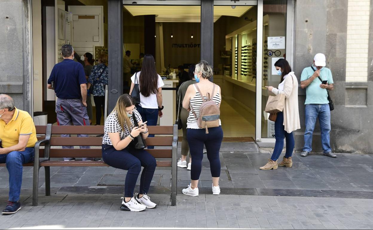 La app de rastreo se descarga grauitamente en el móvil