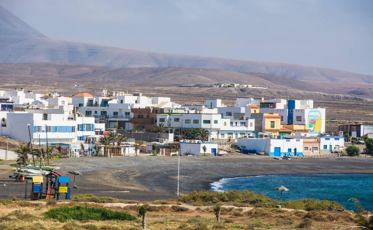 esconder anunciar Medieval Puerto Lajas reclama un corredor verde y carretera hasta El Charco |  Canarias7