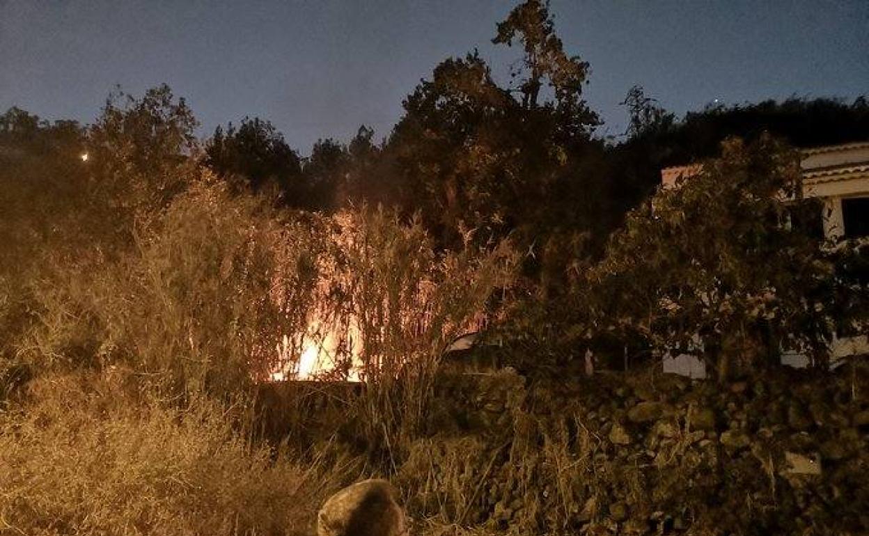 Imagen del lugar donde se originó el conato este domingo en Gran Canaria. 