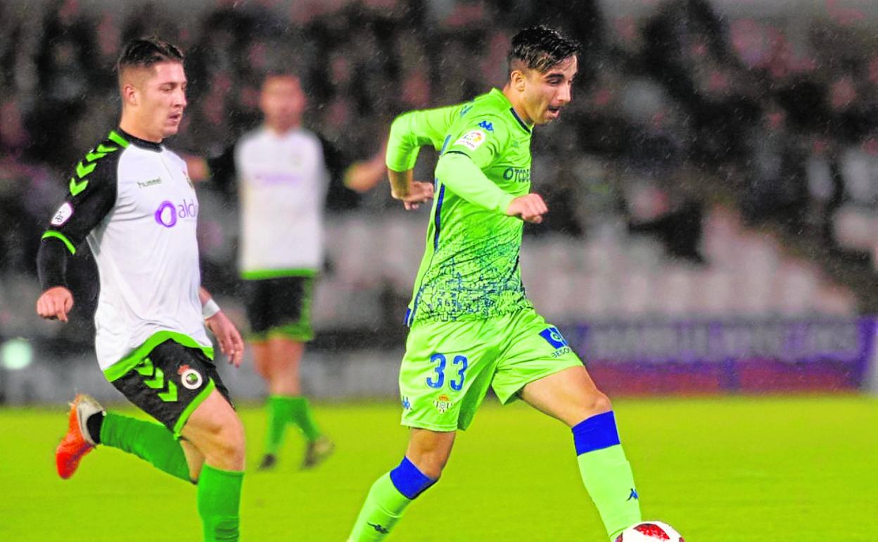 Robert, el día en el que deburó con el Real Betis, en Copa del Rey y frente al Racing de Santander. 