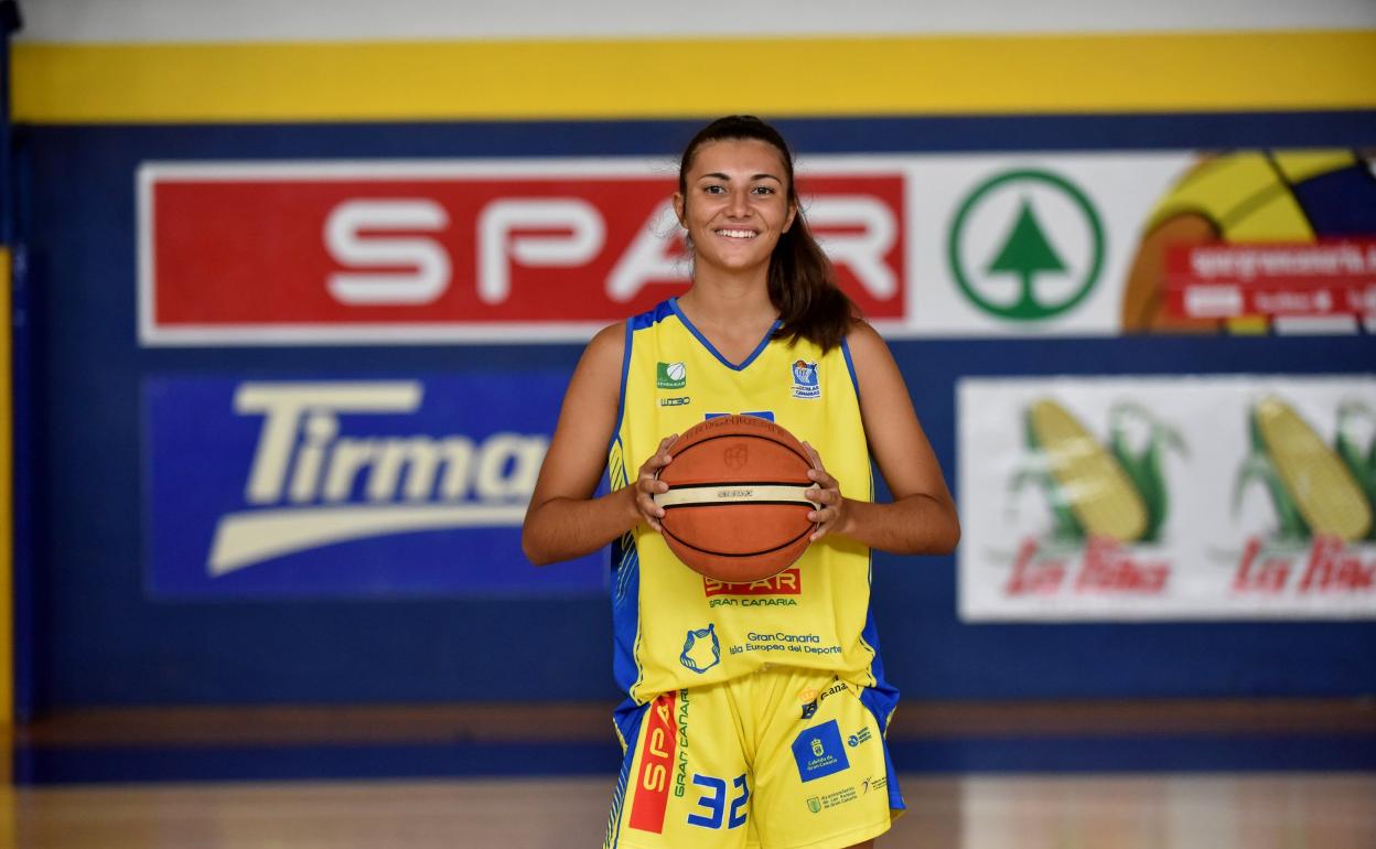 El talento de Gara Jorge, que estuvo la última temporada en una universidad de Indiana, es muy apreciado en el equipo amarillo. 