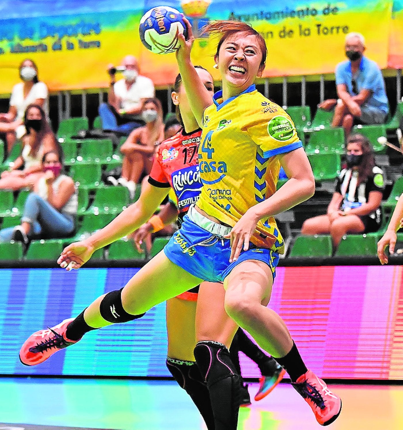 La japonesa Mizuki Hosoe anotó cinco goles para el Rocasa. 