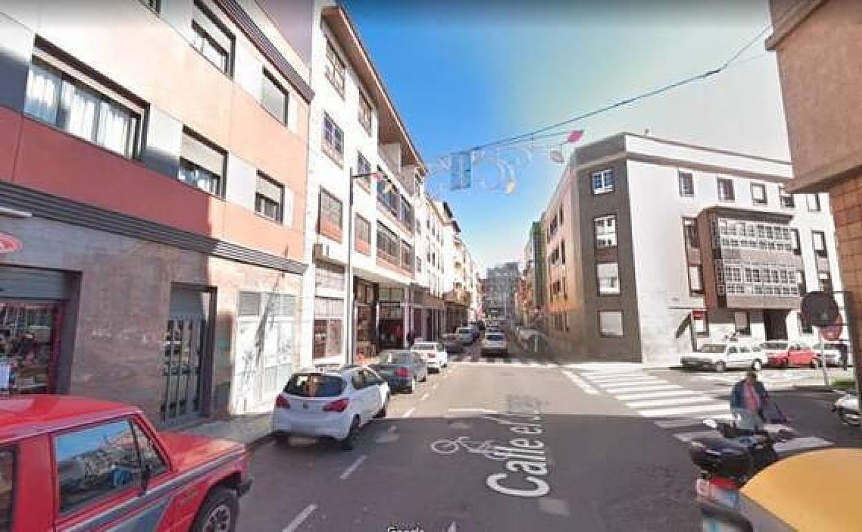 Dos personas en estado crítico en la explosión de una vivienda en La Laguna