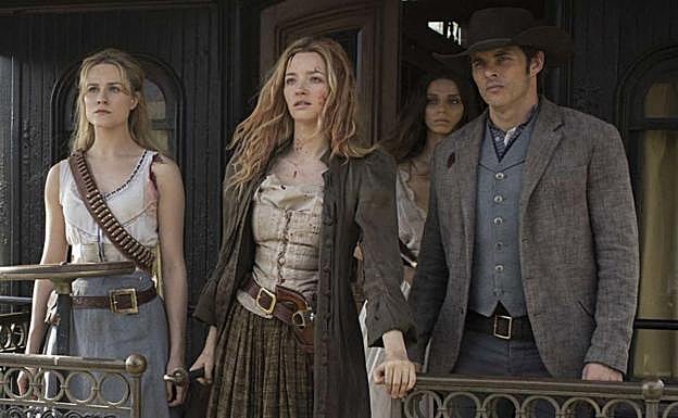 20 series que pasaron por el cine antes de llegar a la tele