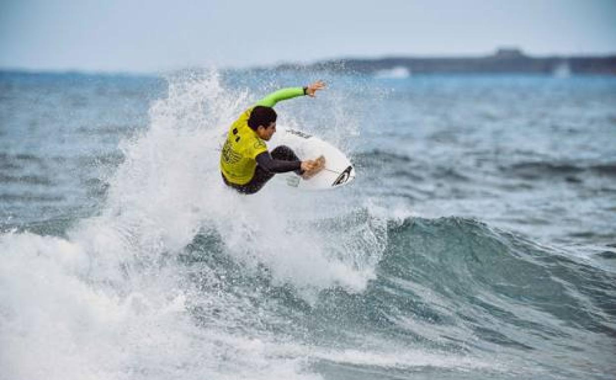 Ciudad de Mar impulsa la práctica inclusiva del surf en la capital