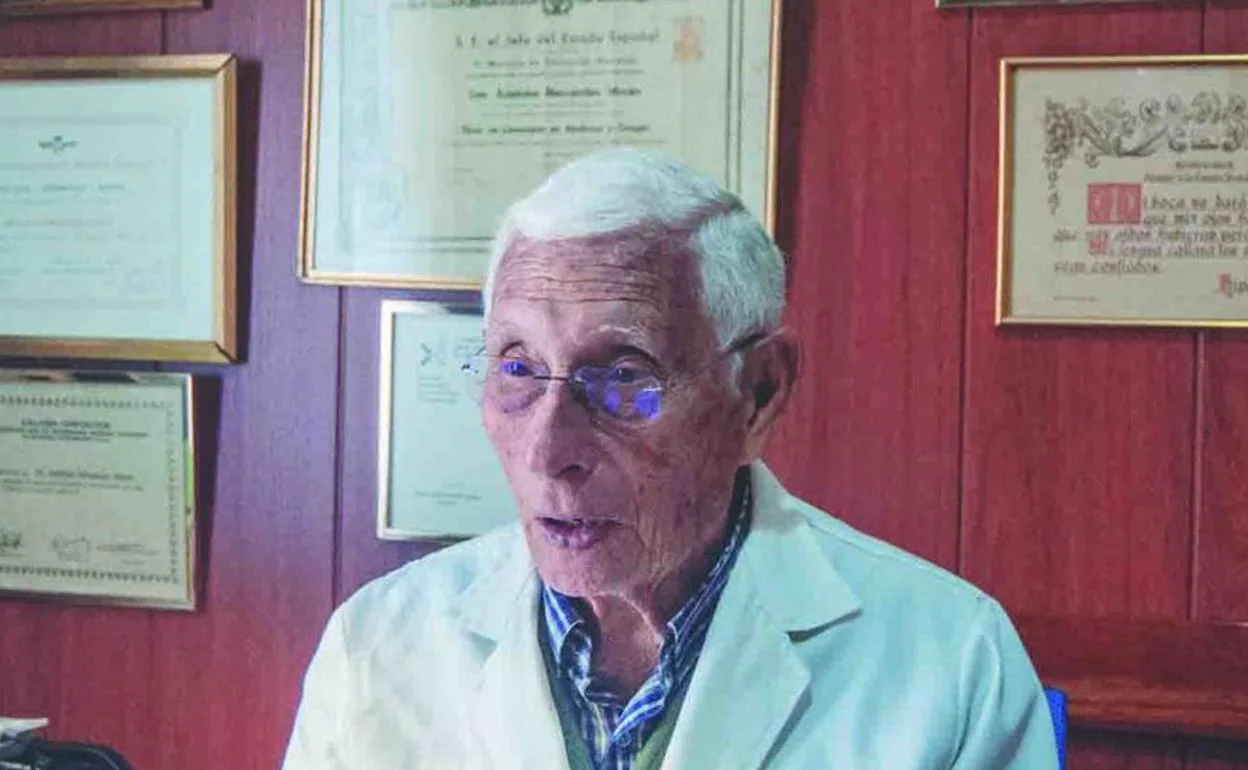 Muere Arístides Hernández, uno de los padres de la medicina en Fuerteventura