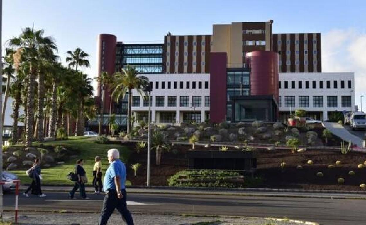 El Hospital Insular-Materno Infantil consigue un notable