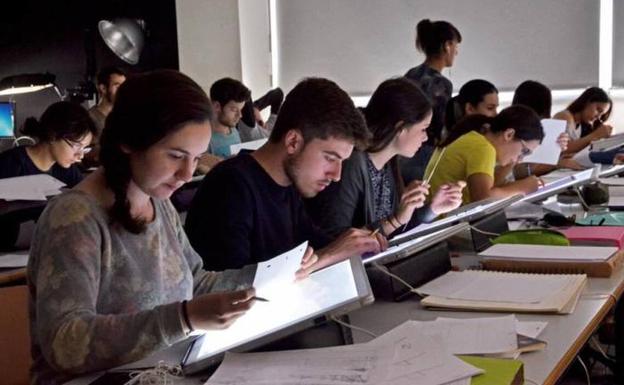 Canarias, con la tercera tasa más baja en universitarios ocupados