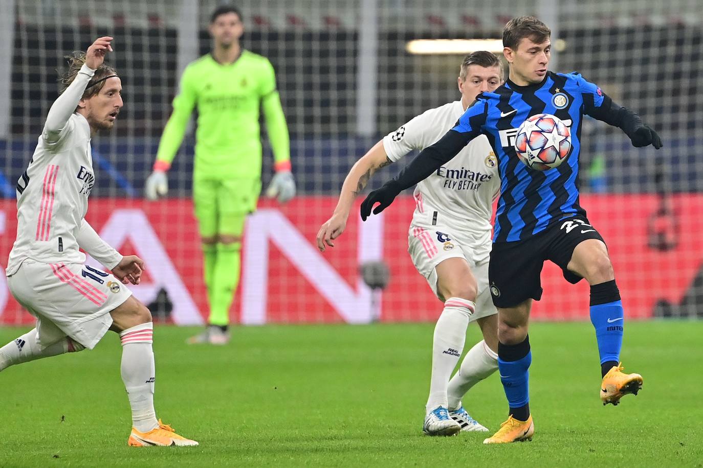 Fotos: Las mejores imágenes del Inter-Real Madrid