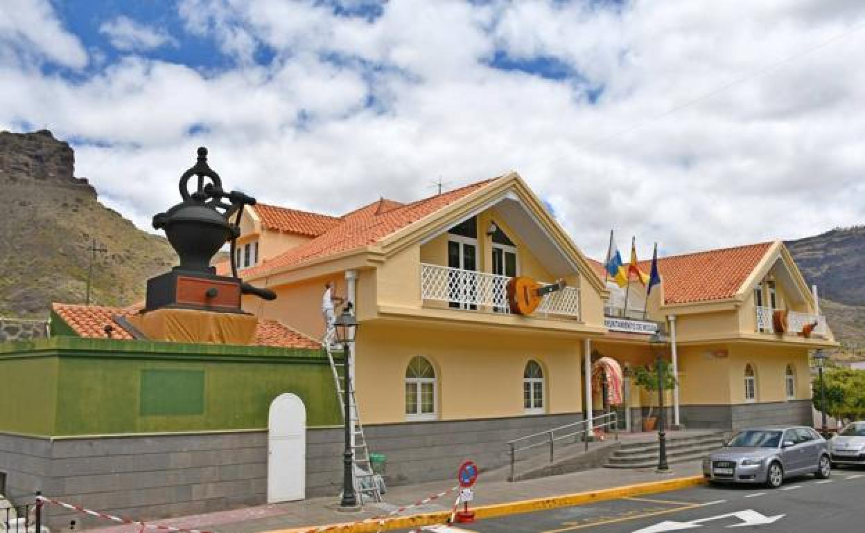 Foto de archivo de la fachada del Ayuntamiento de Mogán. 