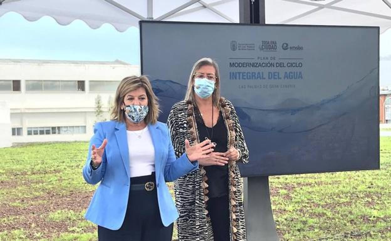 Inma Medina y Mercedes Fernández-Couto, durante la presentación. 