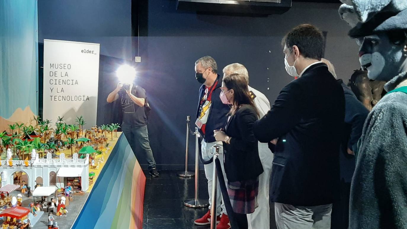 Fotos: Los Reyes Magos de Oriente acercan la Navidad al Museo Elder