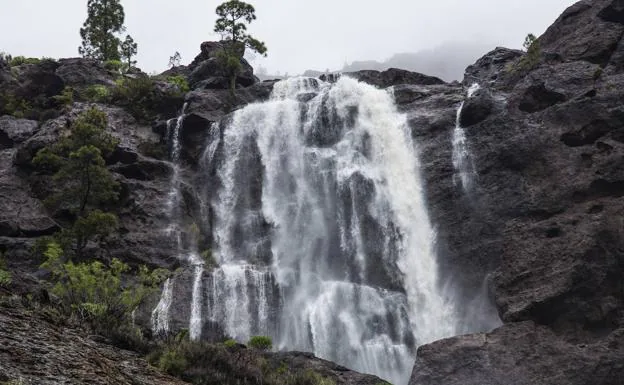 Una de las tantas cascadas que inundan Gran Canaria 