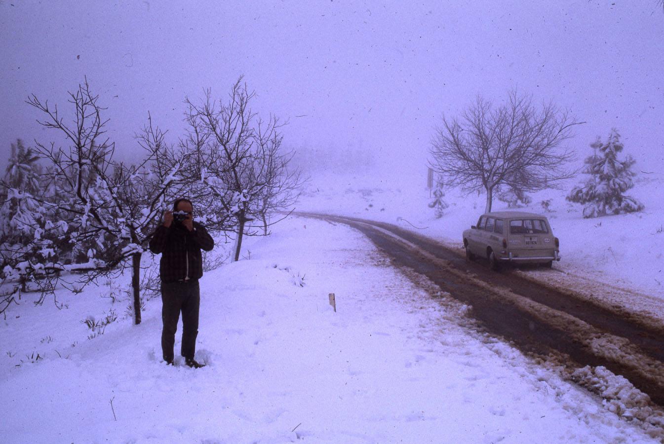 Carretera de la cumbre nevada 1971