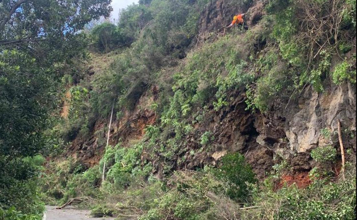 Arrancan los trabajos de emergencia en la carretera de Gallegos