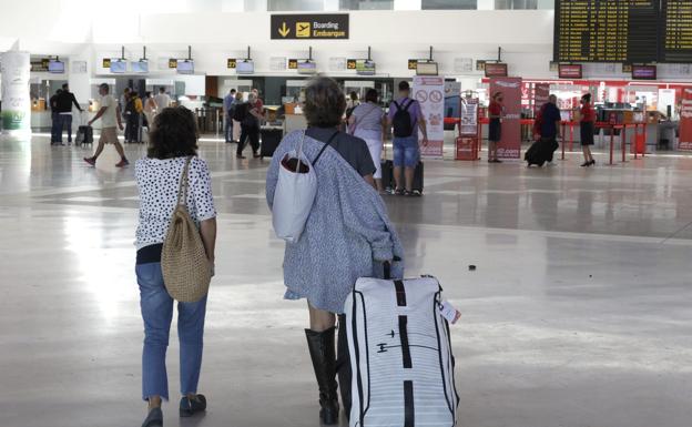 El aeropuerto sumará un tope de 368 vuelos semanales en febrero y marzo