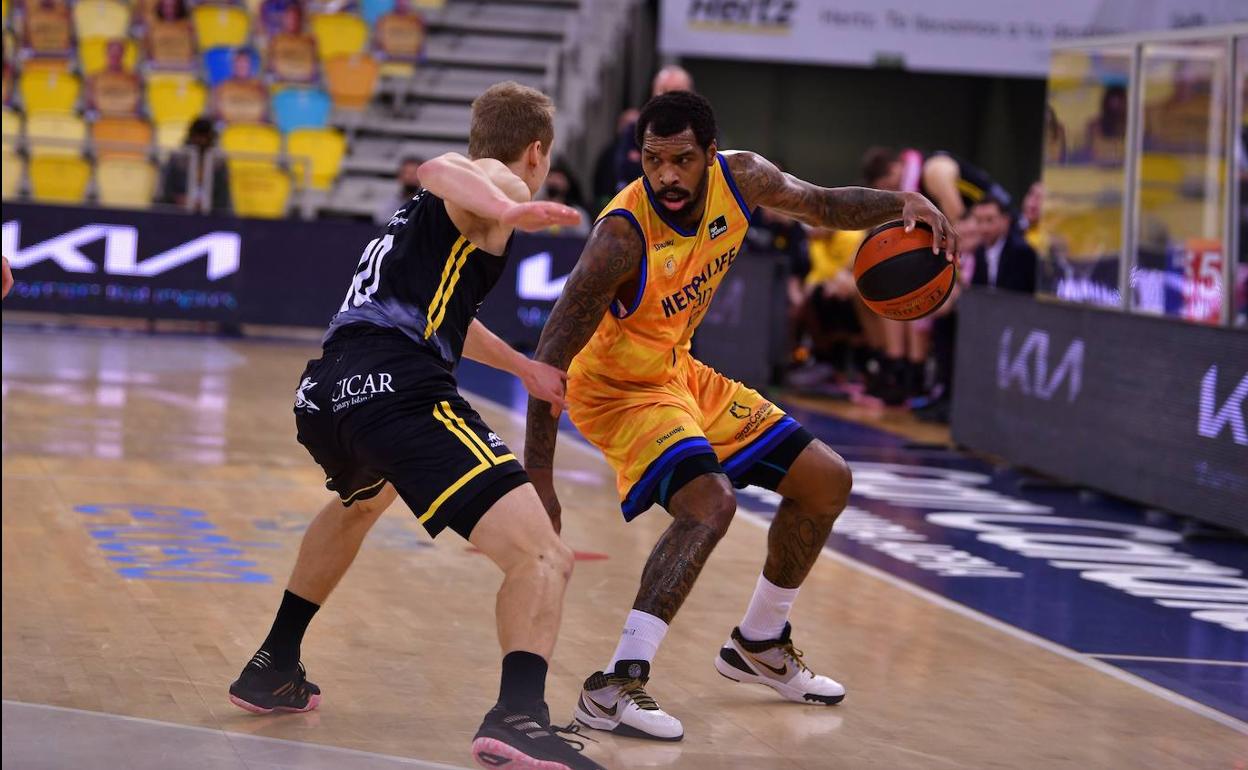 Kilpatric estuvo entonado en el derbi. 