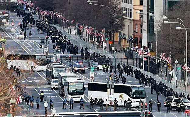 Sin incidentes en una ciudad blindada