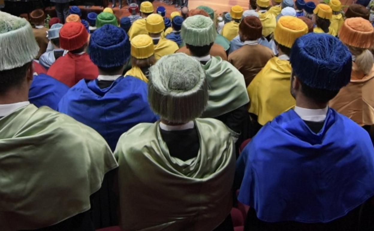 300 docentes de la ULPGC se jubilarán en los próximos cinco años, un reto al que tendrá que hacer frente el nuevo equipo rectoral. 