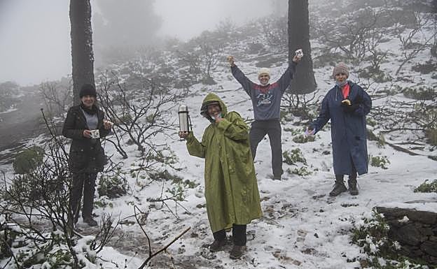 El irresistible manto blanco de la cumbre