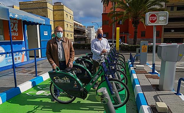 La bici eléctrica conquista ciudad alta y abre el paso al servicio de alquiler de 150 patinetas