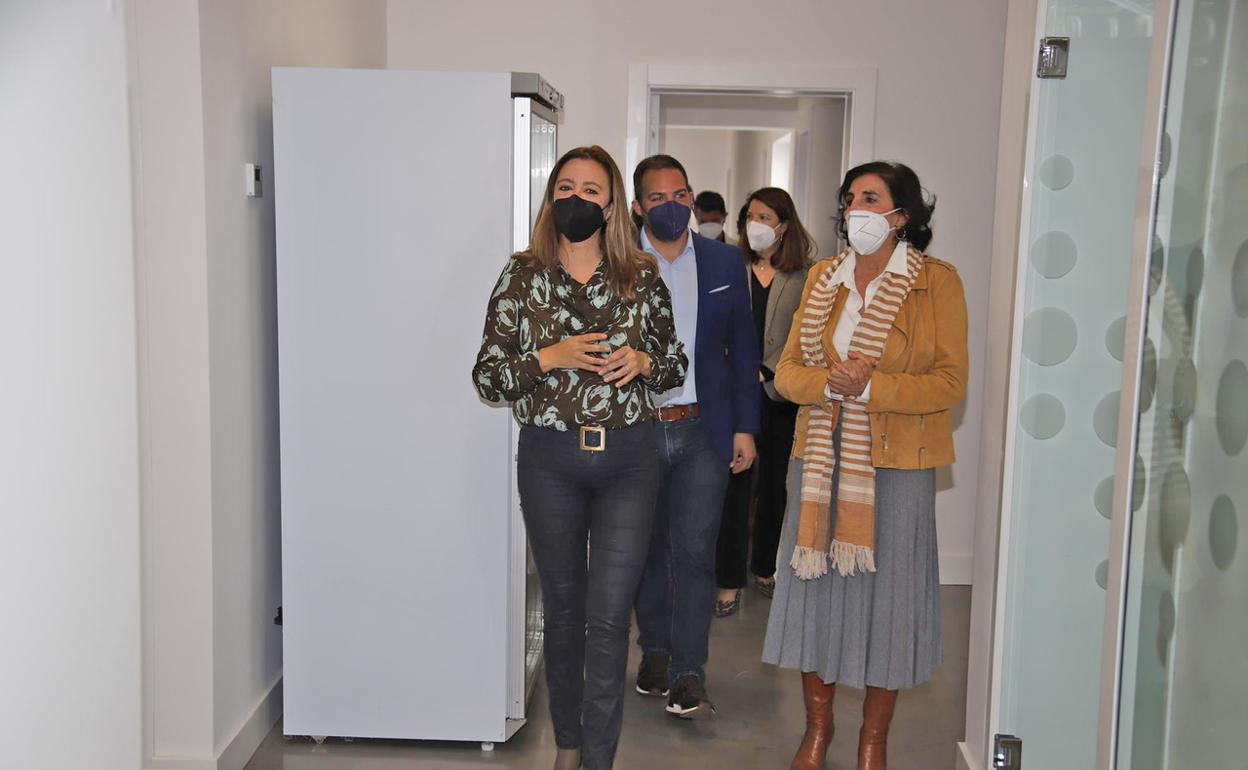 Visita oficial a las instalaciones. 