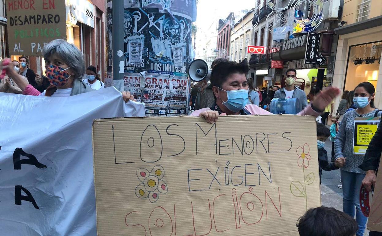 Fuerte poca vergüenza