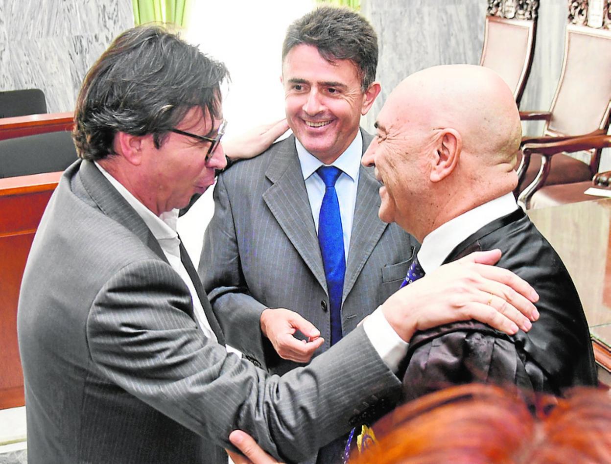 Juan Luis Lorenzo Bragado, en el centro de la imagen. 