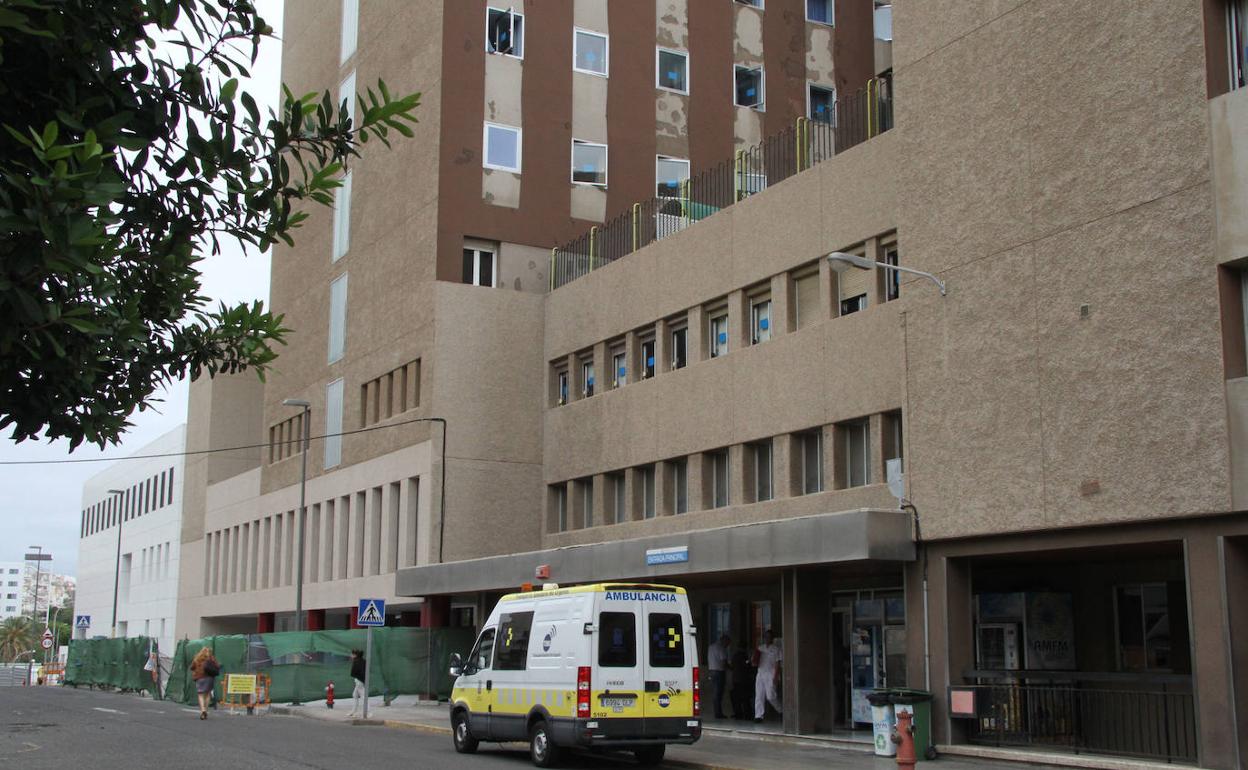 Imagen de archivo de la fachada del viejo edificio del Materno-Infantil. 