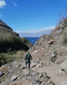 Imagen secundaria 2 - Otros momentos de la intervención policial. 