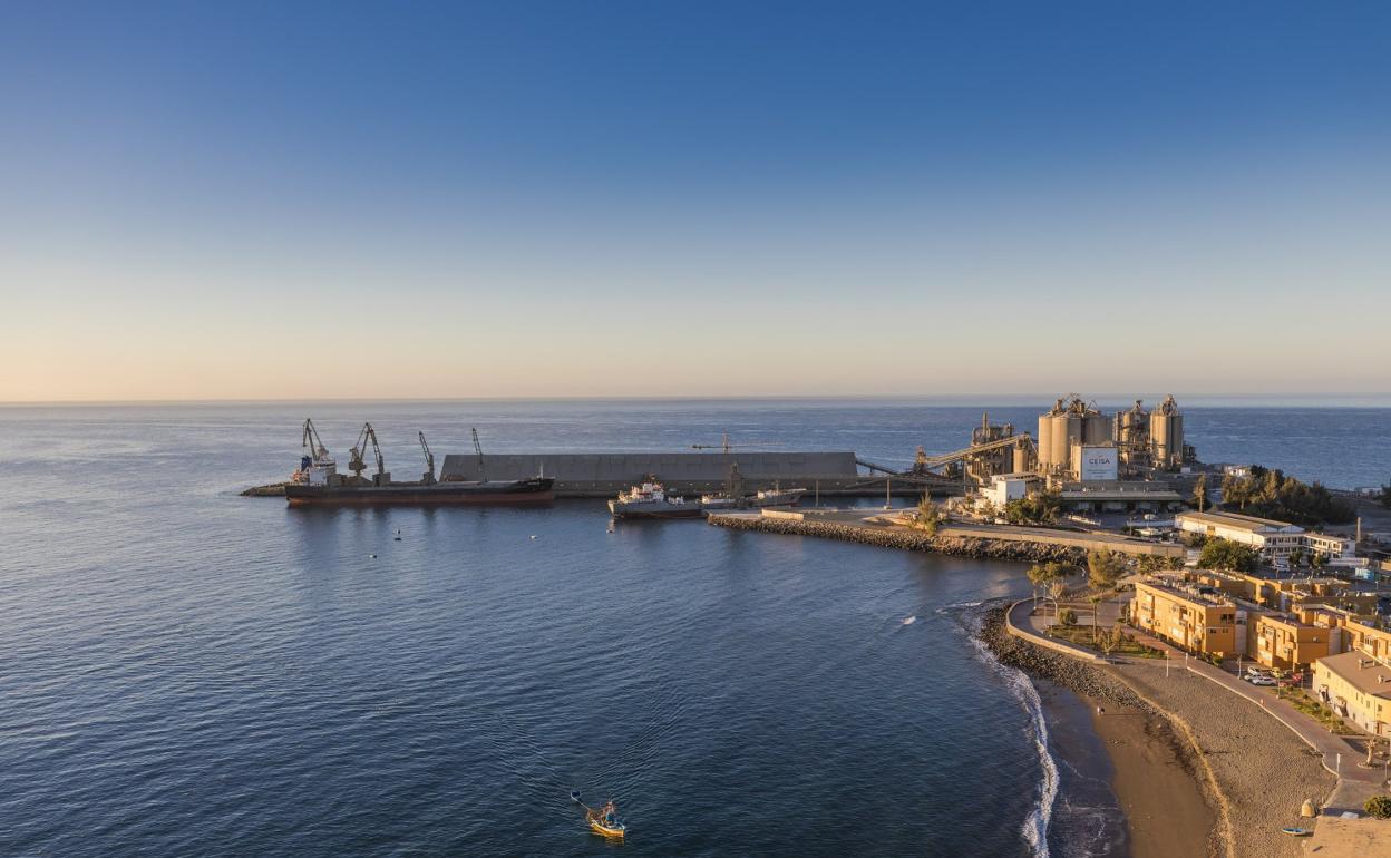 Vista del puerto de Santa Águeda, en El Pajar. 