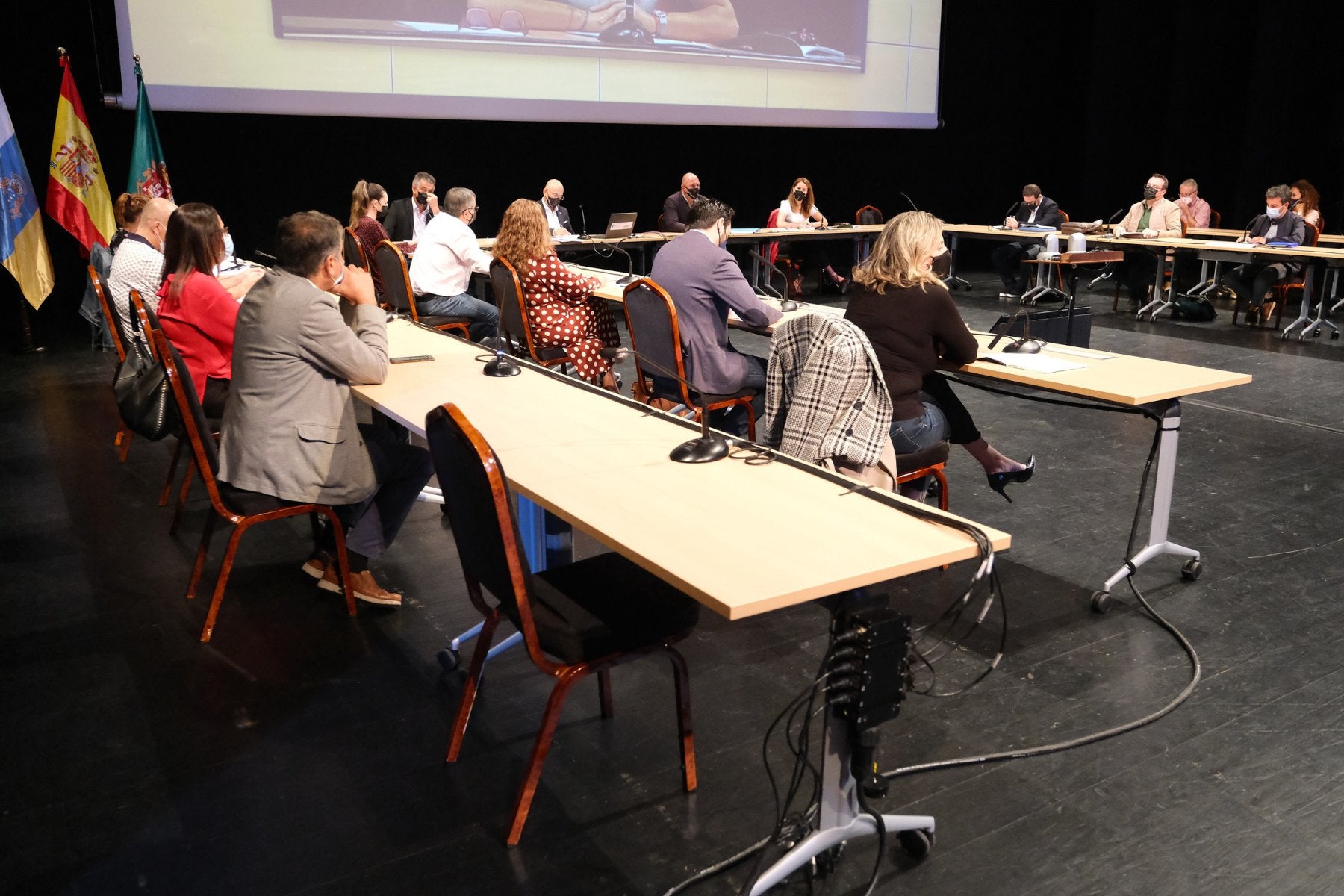 Imagen del primer pleno donde el asunto de los sueldos levantó la polémica. 