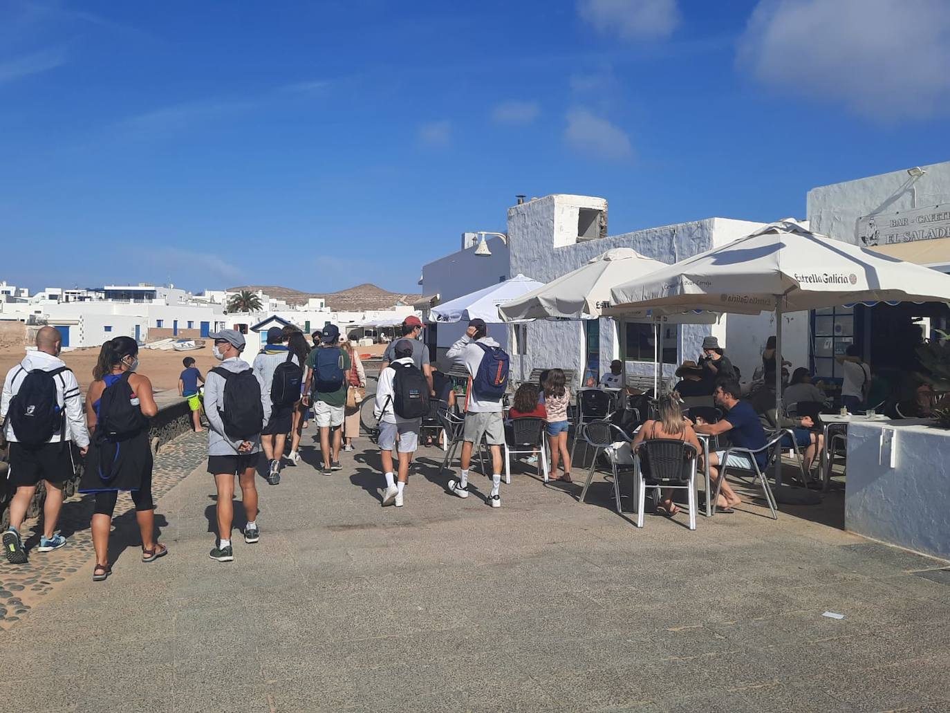 Fotos: La Graciosa cuelga el cartel de lleno esta Semana Santa