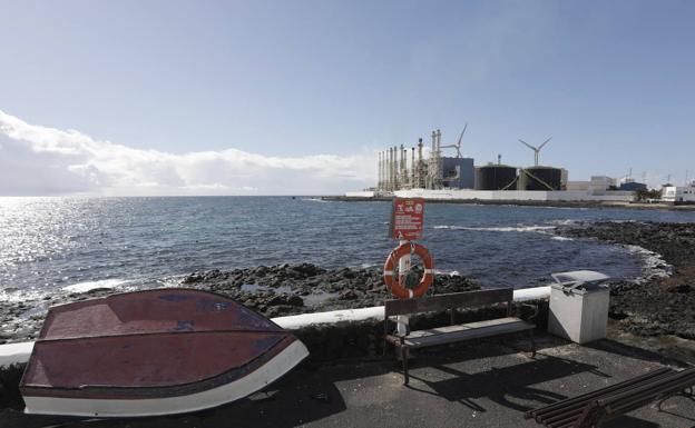 La demanda de energía eléctrica descendió el 4,4% en Canarias en marzo