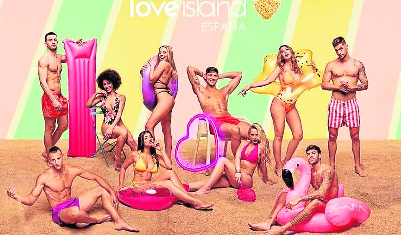 Imagen promocional de los diez concursantes. 