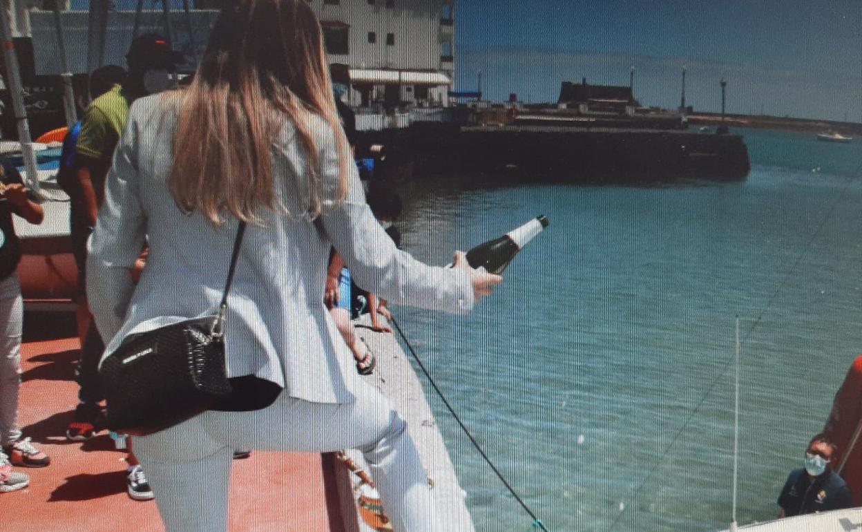 Momernto del bautizo. 