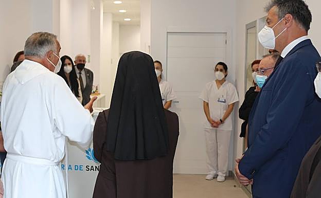 El centro ha sido bendecido por el Padre Santiago Esteban