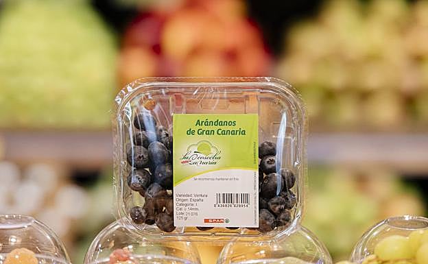Los clientes de SPAR Gran Canaria ya pueden adquirir arándanos cultivados en la Isla